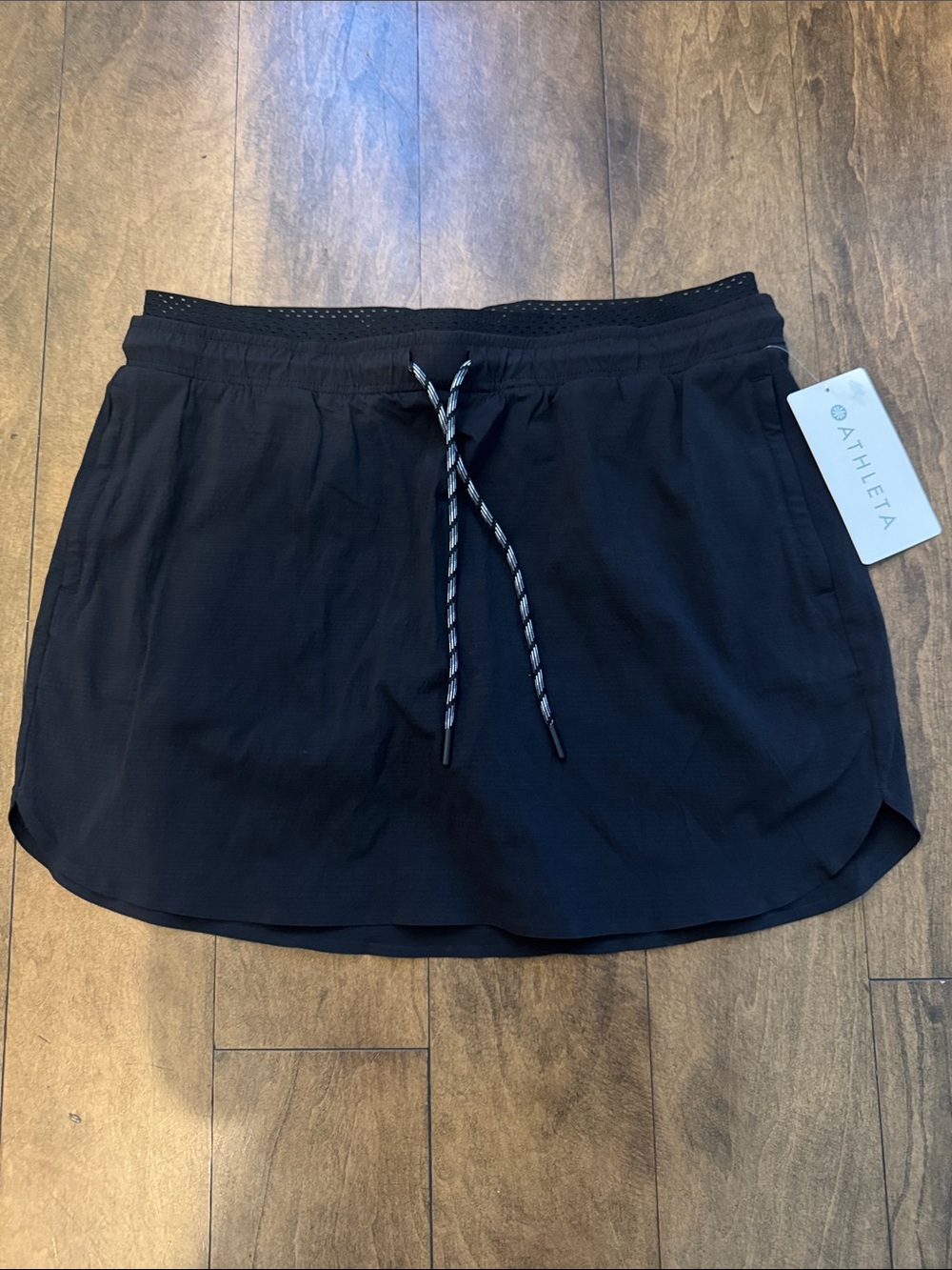 Athleta Crest Skort Black with Hidden Built-In Shorts NWT